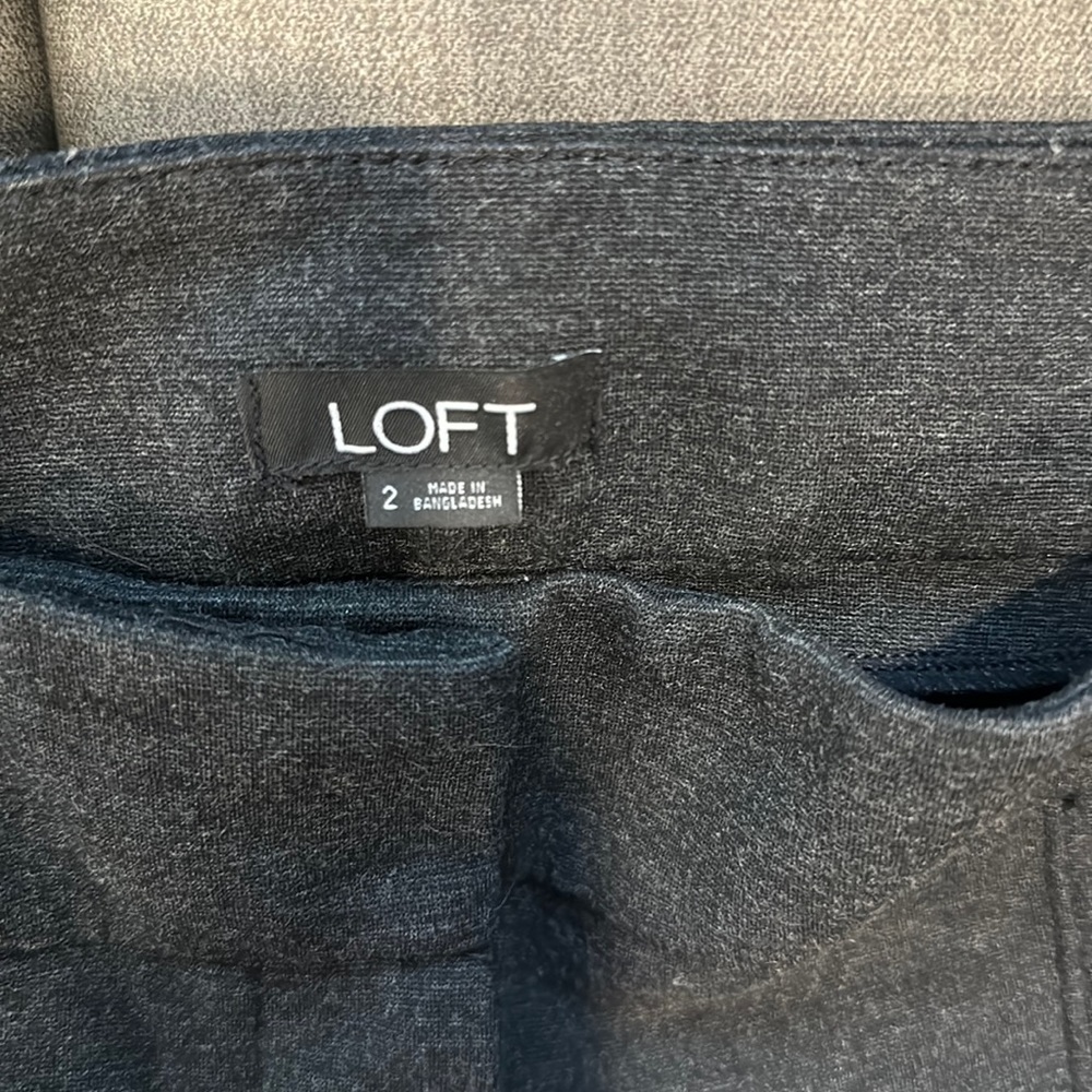 LOFT CHARCOAL skinny fitted pants SIZE 2 worn once!